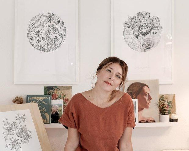 Lisel Jane Ashlock collection | modern floral wallpapers and murals | Hygge & West